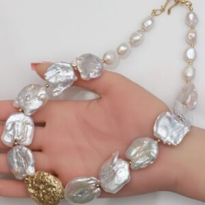 שרשרת פנינים גדולות פיראיות