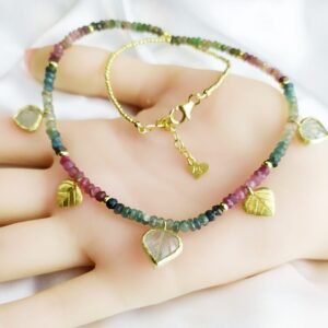 שרשרת טורמלין בשילוב עלי אקווה מרין