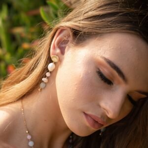 עגילי פנינה ואבני חן פסטל