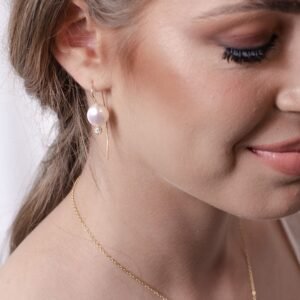 עגילי פנינה בשילוב זירקון