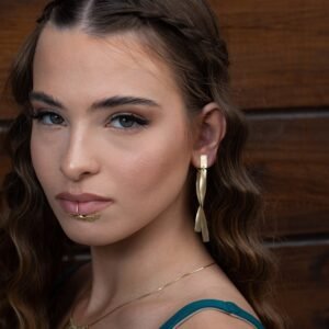 עגיל גאומטרי דו שכבתי