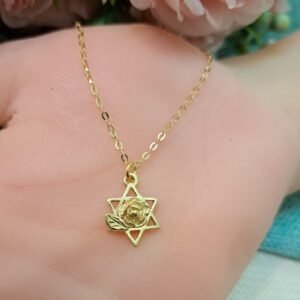 שרשרת מגן דוד בשילוב שושנה ועלה