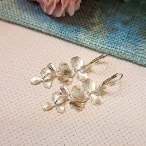 עגילי סחלבים משובצים