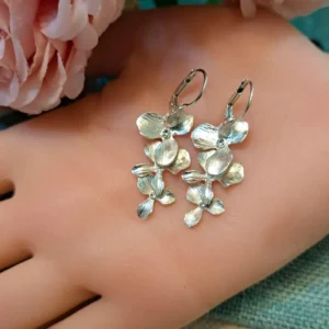 עגילי סחלבים משובצים