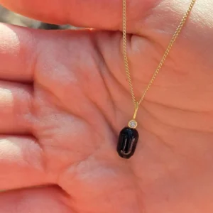 שרשרת קוורץ רוטיל שחור בהתאמה אישית – הגנה עוצמתית, חסימת אנרגיות וקרקוע