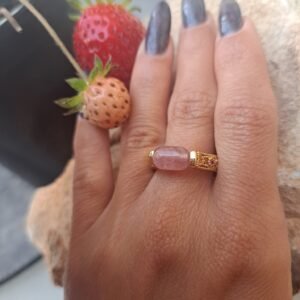 טבעת תות קוורץ ורובי (Strawberry Quartz) – למציאת הייעוד והקצב הפנימי שלך